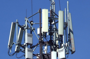 Rémálommá válhatnak a mobilszolgáltatók átjátszó tornyai. Az Önök lakhelyén Érden van ilyen torony?
