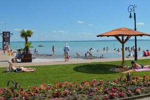 A BALATONON ENNYI SZUPER STRAND KÖZÜL MÉG SOHA NEM VÁLOGATHATTÁL! Nézd meg, melyik lett a legjobb