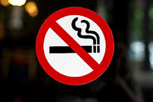 MIT GONDOL: Kapjanak plusz szabadnapot a nemdohányzók az érdi munkahelyeken?
