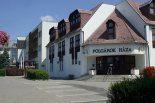 HAT EMBER VAN  HÁZI KARANTÉNBAN  ÉRDEN! További korlátozások léptek életbe