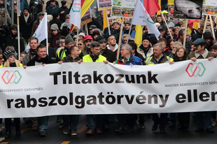 KIVERTE A BIZTOSÍTÉKOT A RABSZOLGATÖRVÉNY 2.0 : A munkáltatók sem akarják, hogy bevezessék