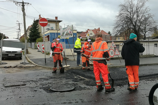 Útépítés Érden a 21. században? Még mindig 1 csinálja és még mindig 6 nézi?