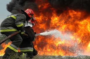 Tűz ütött ki egy faházban Ercsiben