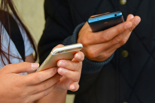 ÉRDEN IS SOKKAL KÖNNYEBB LESZ AZ ÜGYINTÉZÉS: És jön a Kormányablak-mobilalkalmazás