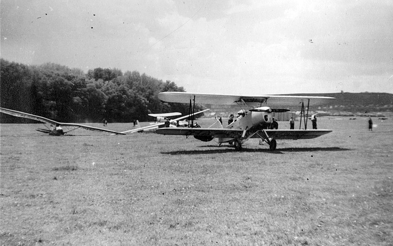 erd-reouloter_fortepan_31194.jpg