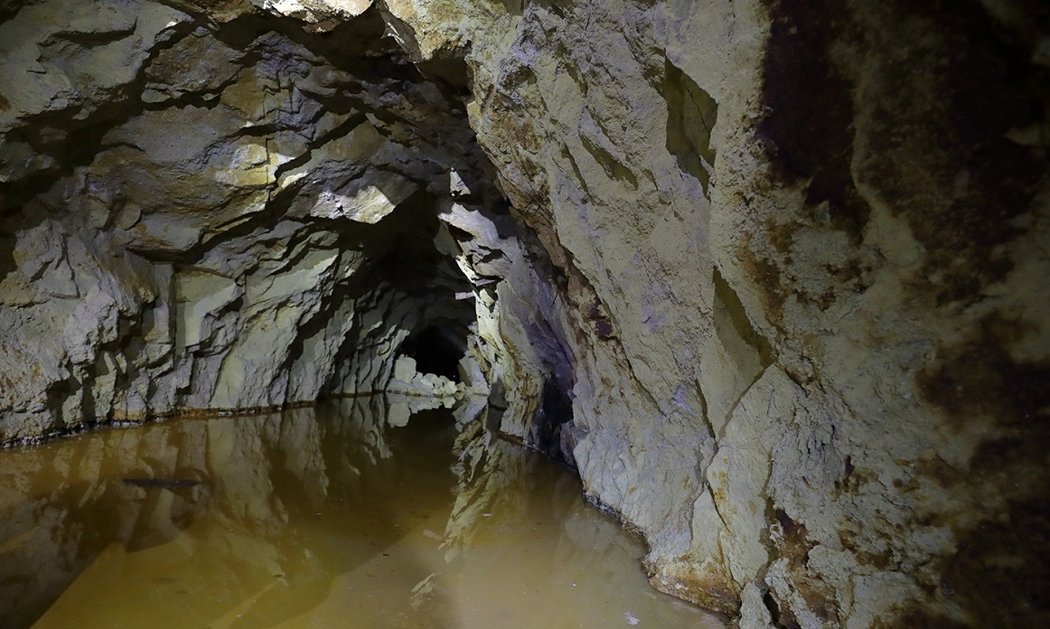 barlang-velencei-hegyseg-tarsoly-peter-foto-nagynorbert-fmh-hu.jpg