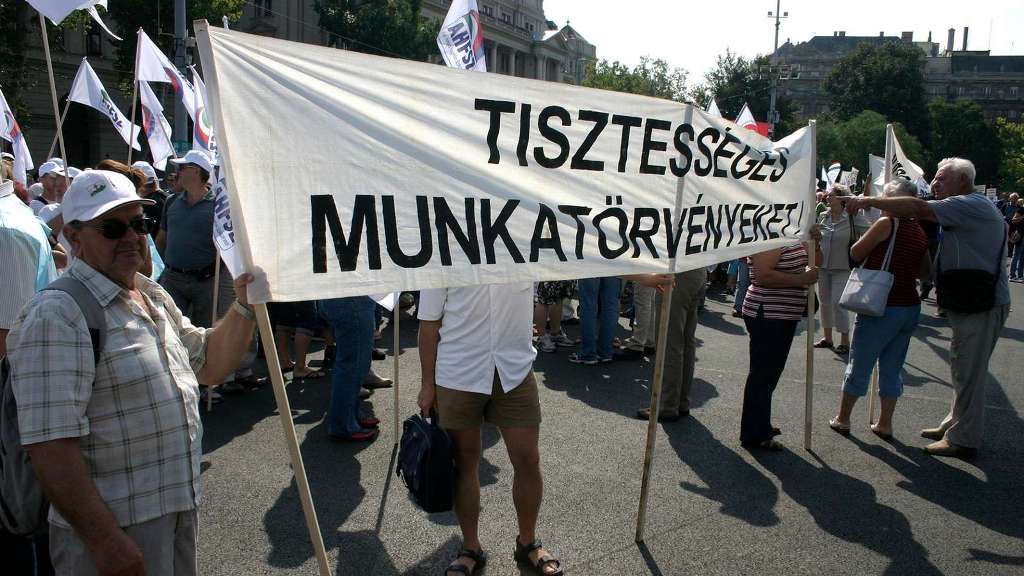 munkatorveny.jpg