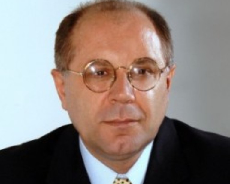 t_meszi_csukalib_hu.jpg