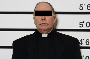PEDOFIL KATOLIKUS PAPOK: Veres András győri püspököt annyira nem érdekli a dolog
