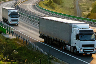 RADIKÁLISAN KORLÁTOZZÁK A TEHERAUTÓK ÉS BUSZOK SZENNYEZÉSÉT! Győrben is egészségesebb lesz a levegő