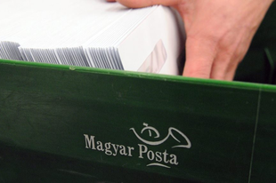 Május közepétől változnak a postai díjak: egyes leveleket drágábban adhatunk fel Győrben is