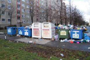 RÖVIDZÁRLAT A GYŐRI SZEMÉTSZÁLLÍTÁSBAN: Elönti a hulladék az egész várost