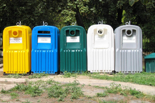 Brutál változások jöhetnek a szelektív hulladékgyűjtésben Győrben is