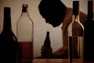 KÉNYELMETLEN KÉRDÉS: Győrben minden negyedik polgár alkoholista?