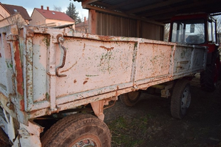 GYŐR KÖRNYÉKI ABSZURD: Nem vette észre, hogy a biciklist a traktor pótkocsijával fellökte