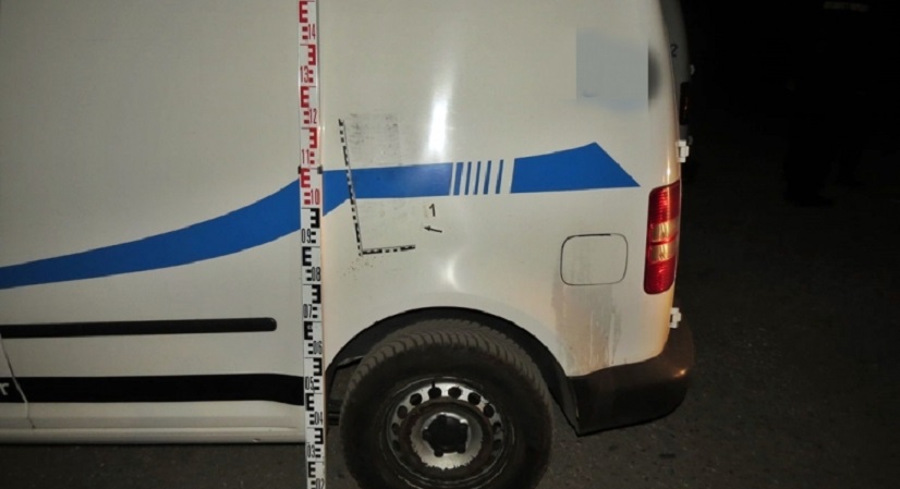 auto-megrugdosott01-police-hu.jpg