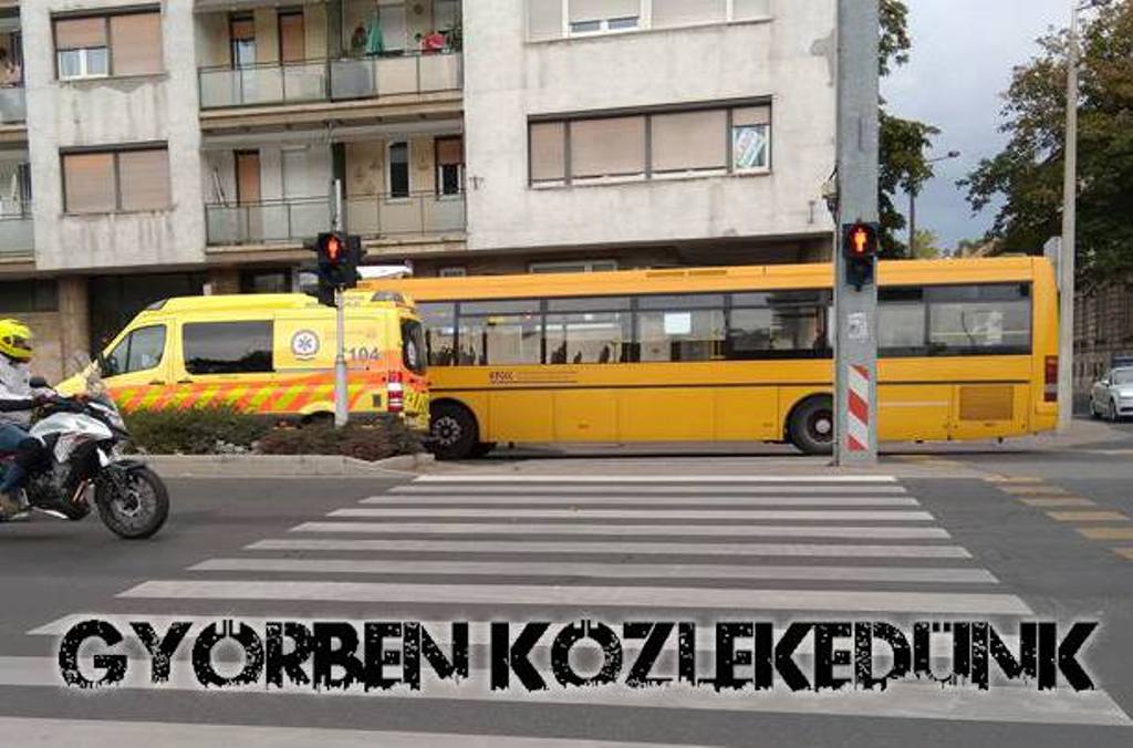 osztott_lampal_gyorben_kozle.jpg