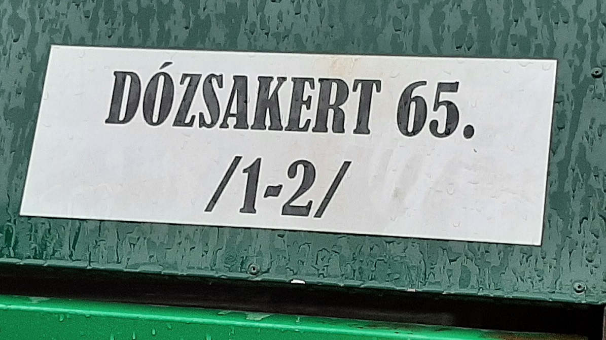 TATABÁNYAI MESE DÓZSAKERTBŐL: mindenki egy kicsit kiskakasnak érezheti magát ettől?