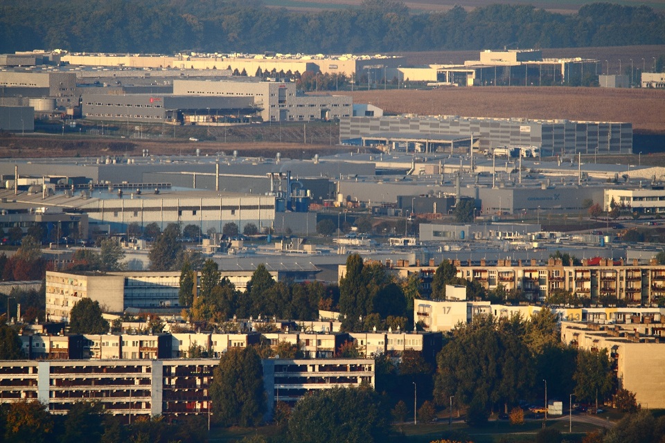 TATABÁNYÁT IS ROSSZUL ÉRINTI! "Vége a jó időknek" az Audit is vezető cégvezér szerint