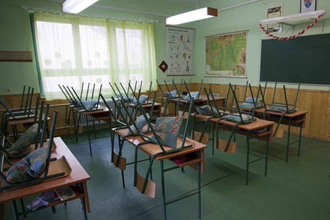 ÚJ SZABÁLYOK AZ ISKOLÁK  BEZÁRÁSA KAPCSÁN! Megtarthatók a szóbeli felvételik