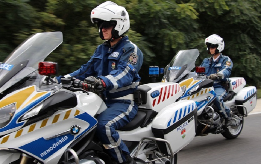 motorosrendor-tb-01-police-hu.jpg