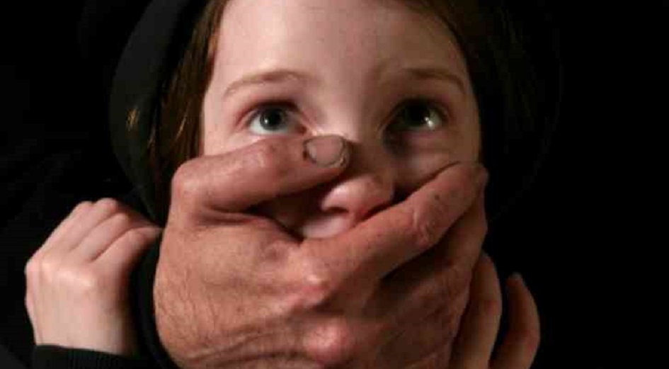BRUTÁLIS VISSZAESŐ TATABÁNYAI PEDOFIL: 7 és 8 nyolc éves kislányokkal erőszakoskodott