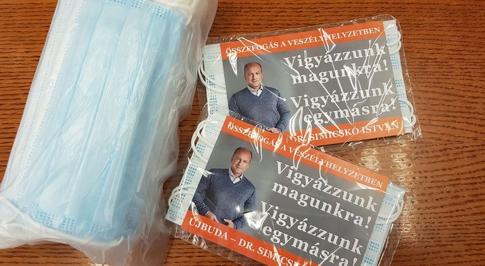 TATABÁNYÁN IS LESZ ILYEN ALJAS FIDESZES AKCIÓ? Jönnek a Bencsikes és Schmidtes szájmaszkok?