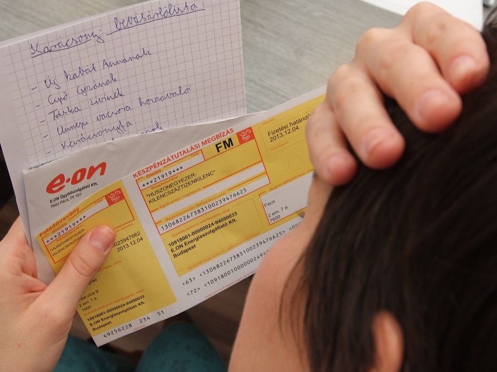 TATABÁNYÁN HOGY ÁLLUNK? Országosan minden kilencedik háztartás késik a rezsiszámlákkal