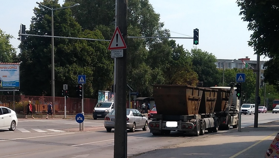 BŰZÖS TATABÁNYA FÉNYES NAPPAL!  Ennyire “szarul” mennek a dolgok?