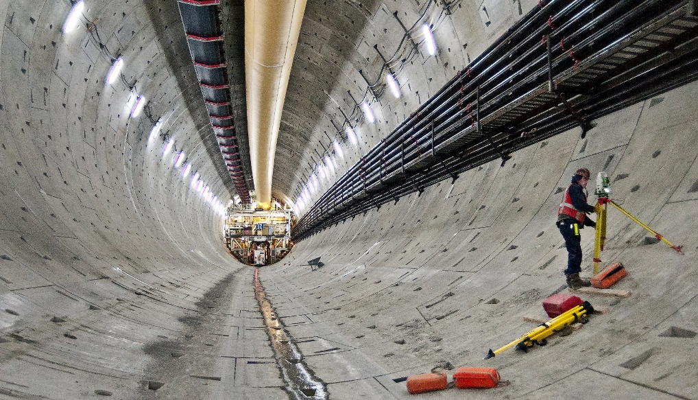 SEGÍTSENEK! Mi legyen a neve a 6,3 milliárd forintból épülő tatabányai alagútnak?