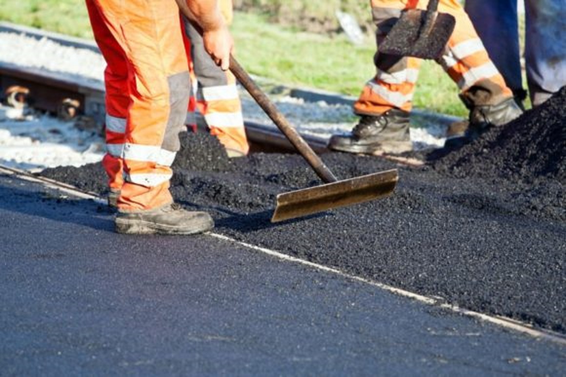 KÉSZÜLJETEK HÉTFŐTŐL TATABÁNYÁN: útépítés miatt komoly útlezárás lesz az 1-es főúton