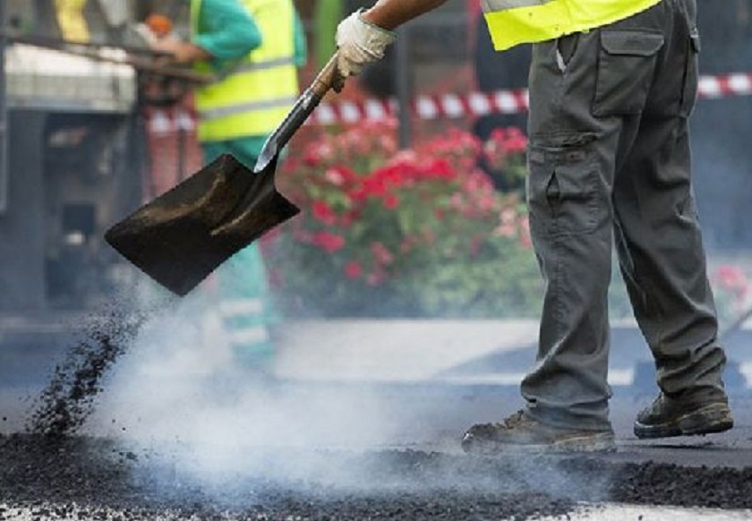 "SZUPER" ASZFALTOZÁS KERTVÁROSBAN A HADSEREG ÚTON! Csak az ott lakóknak nem tetszik