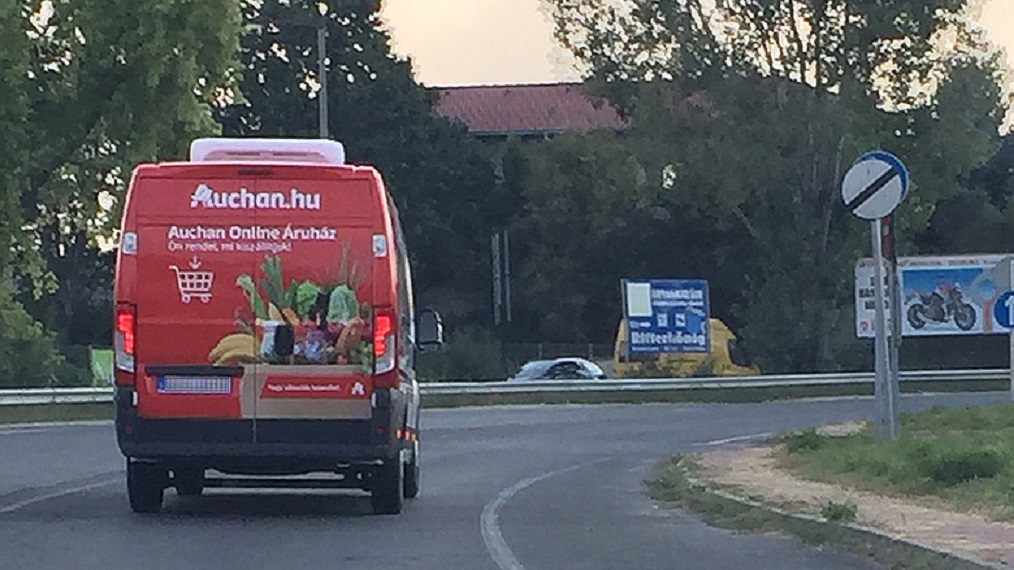 auchan_kocsi.jpg