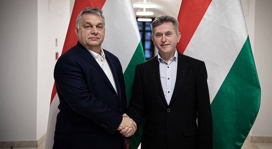 ORBÁN KEMÉNY TILTÁSOKAT LENGETETT BE: szokás szerint konkrétumok nélkül