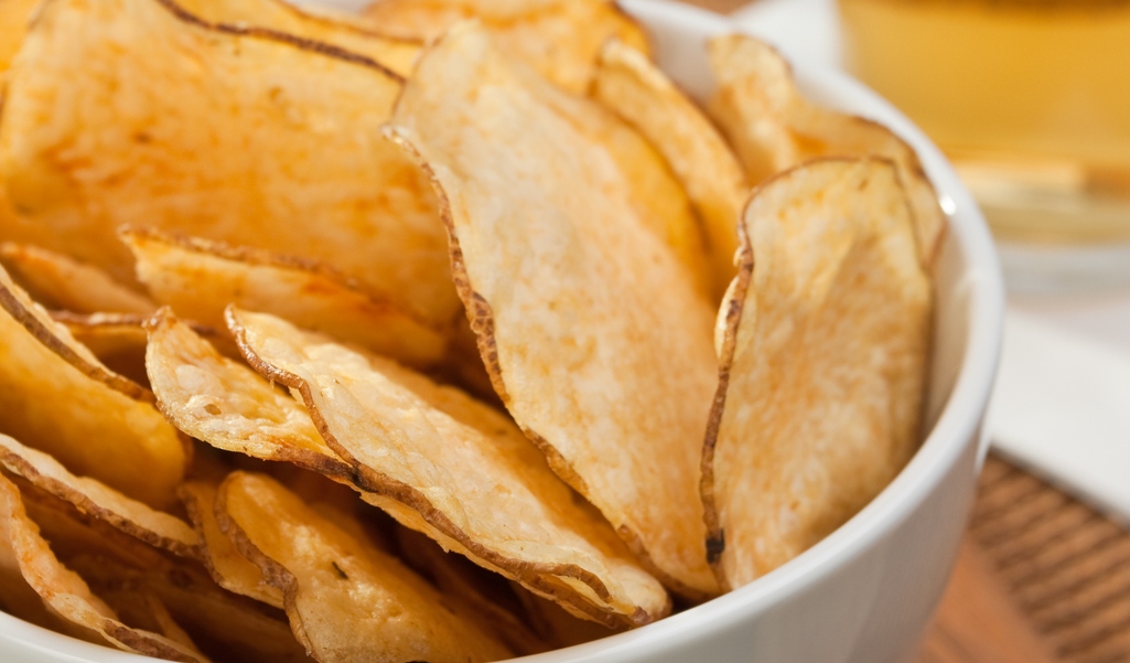 Hallott már friss burgonyából készülő műanyagos krumplikról? Tudta, ha rosszul készíti el, rákkeltővé válik?