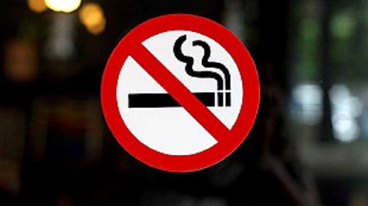 MIT GONDOL: Kapjanak plusz szabadnapot a nemdohányzók a tatabányai munkahelyeken?