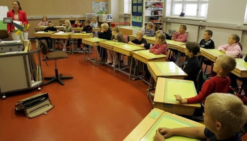 A finn iskolások tömeggyilkosok? Mészáros Lőrinc újságjai szerint igen