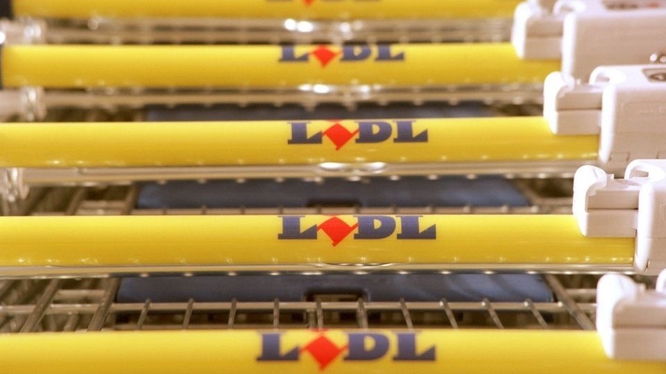 MÉG EGYET CSAVAR A LIDL A NYITVATARTÁSÁN: Tatabányán is hosszabb ideig vásárolhatsz