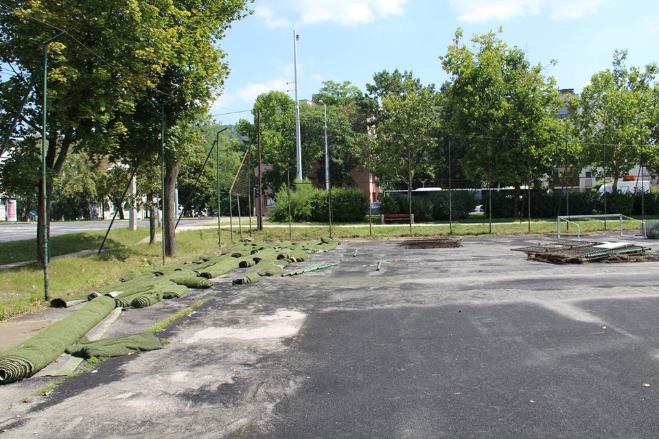 NYOLC MILLIÓVAL támogatja a Grundfos a műfüves pályák felújítását a Jubileum Parkban