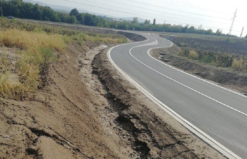 BRUTÁLISAN MEGBUKOTT A TATABÁNYAI ÚJ BÉCSI ÚT! Ezt még Mekk Mester is szégyellné