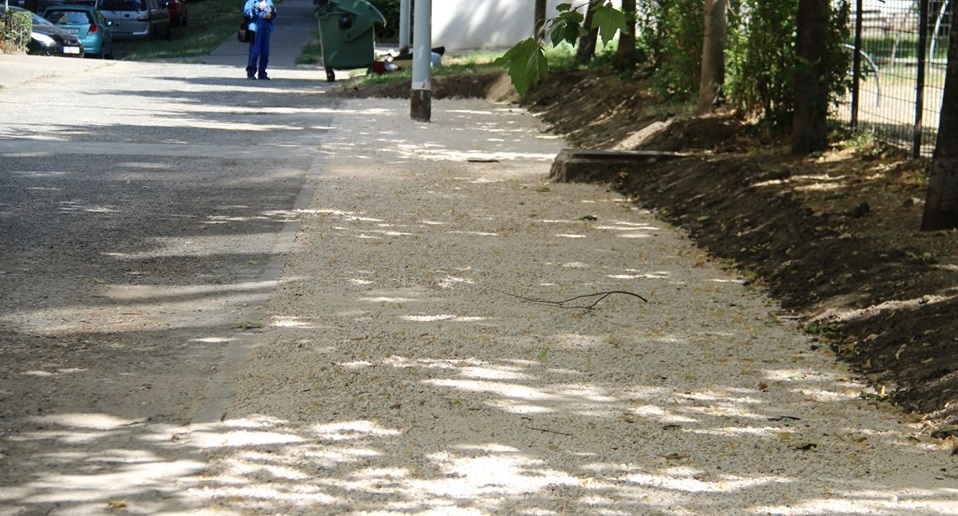 parkolo-murvas-tb-fb-scs-02.jpg