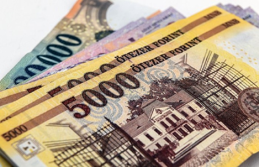 RÁSZÓLT AZ MNB A BANKOKRA: A moratórium lejárta után nem emelkedhet az adósok törlesztőrészlete