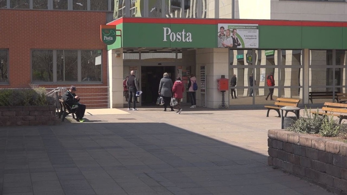 HOLNAPTÓL KOMOLY VÁLTOZÁSOK A TATABÁNYAI POSTÁKON! A maszk még marad