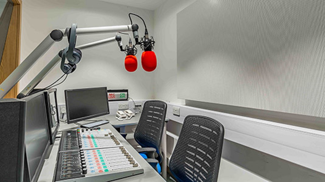 radio-studio-6.jpg