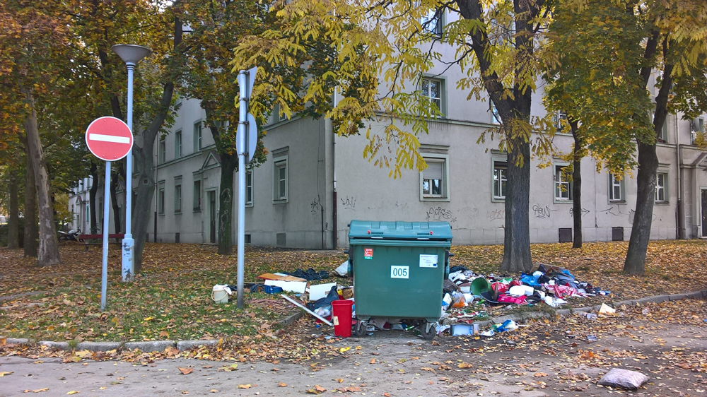 Látszatmegoldás: évente egyszer ingyenesen jönnek házhoz a lomokért Tatabányán