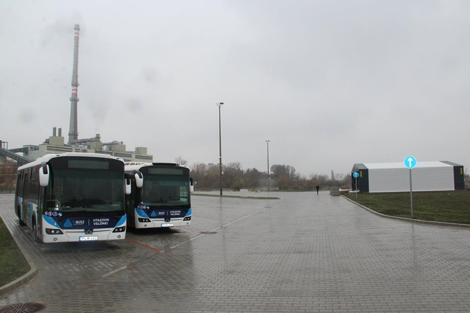 TATABÁNYA KÖZLEKEDÉSE: Átadták a T-Busz új telephelyét az óvárosi erőmű szomszédságában