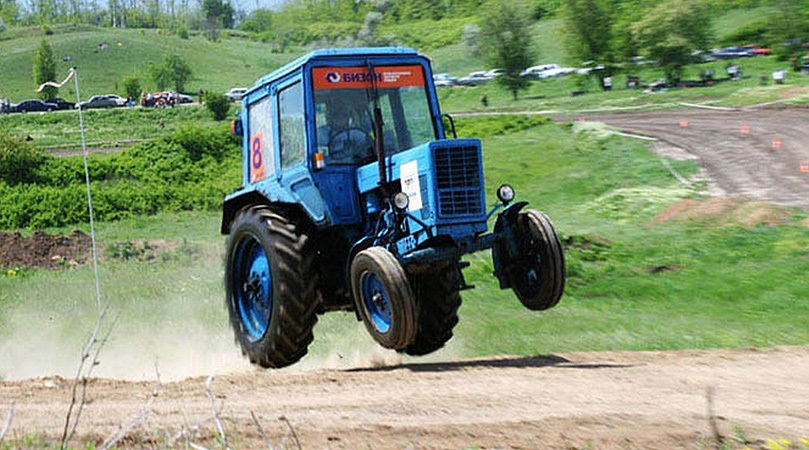 traktor-levegoben-dehir-hu.jpg
