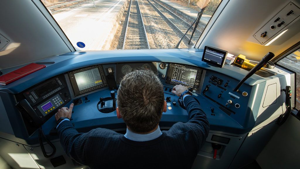 MÁV-BALHÉ: Jól tette a mozdonyvezető, hogy otthagyta a vonatot, mert lejárt a munkaideje