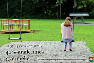 Felháborító plakáttal állt elő a KDNP. Ki fog majd örülni, ha Zuglóban ilyen plakátok között kell sétálnia?