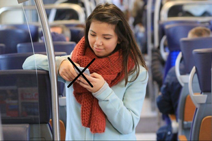 Önök egyetértenének, ha kitiltanák a mobilokat a zuglói iskolákból?